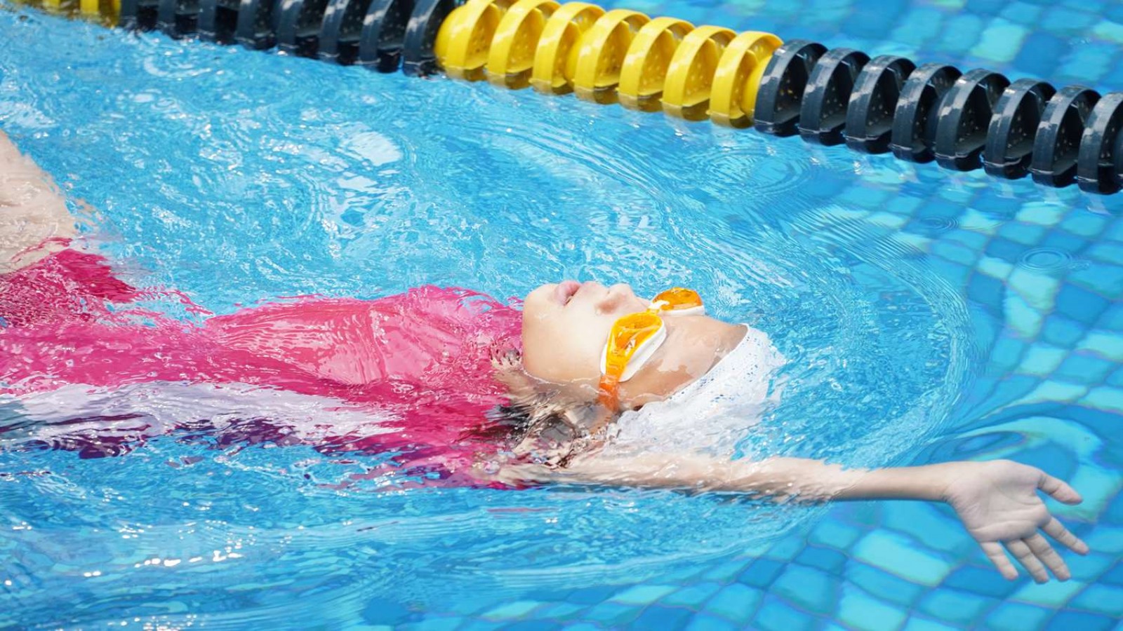 Kecepatan Renang: Latihan Sederhana untuk Meningkatkan Irama dan Mempersingkat Waktu Anda